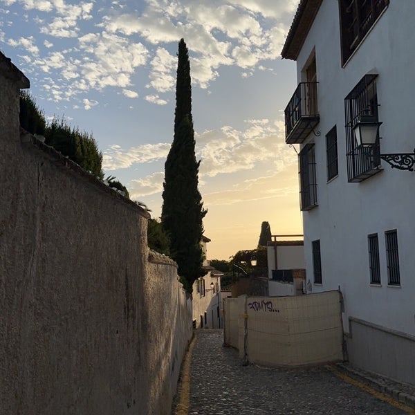 7/21/2023 tarihinde ꜱᴀꜱ 🇰🇼ziyaretçi tarafından Granada'de çekilen fotoğraf