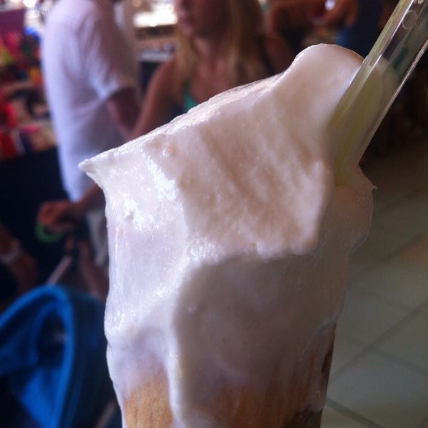 El helado de coco buenísimo!!!