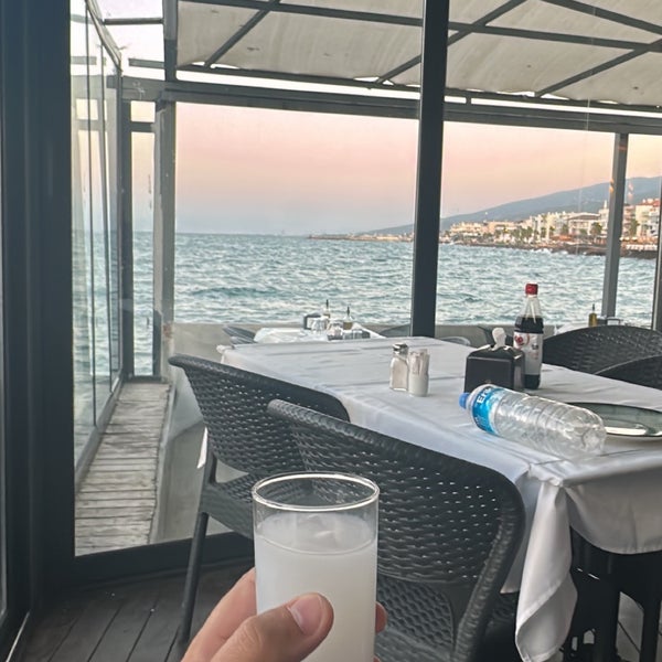 9/18/2023 tarihinde Sinan 🦅ziyaretçi tarafından Gemi Restaurant'de çekilen fotoğraf
