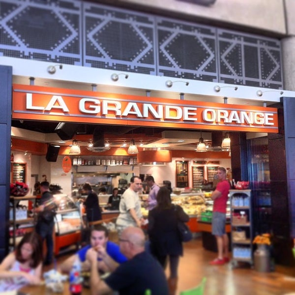 Photo taken at La Grande Orange by Raquel M. on 5/17/2013
