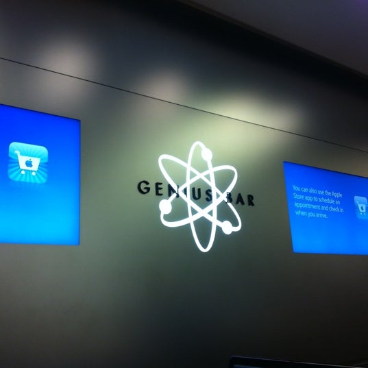 Photos at Apple Chatswood Chase 33 tips