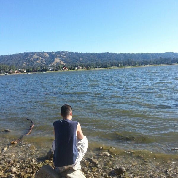 รูปภาพถ่ายที่ Big Bear Discovery Center โดย Stephanie M. เมื่อ 8/18/2013