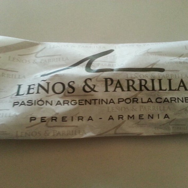 3/9/2014にLauGoEがLeños &amp; Parrillaで撮った写真