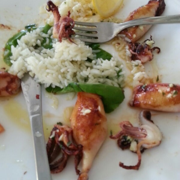 Try meat from under the satch, try squids filled with shrimps but avoid mojito, it was terrible.