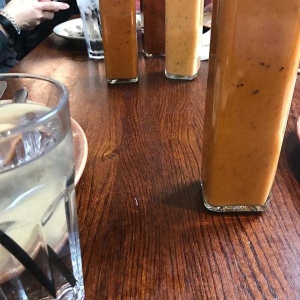 Photo taken at Nando&#39;s by Bambie R. on 1/11/2018
