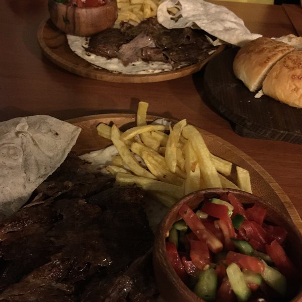 Photo taken at Konsept Steak &amp; Döner by Doğa U. on 10/12/2015