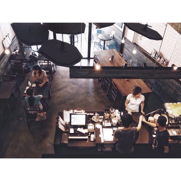 Foto tirada no(a) Jewel Cafe + Bar por Billy V. em 6/3/2015