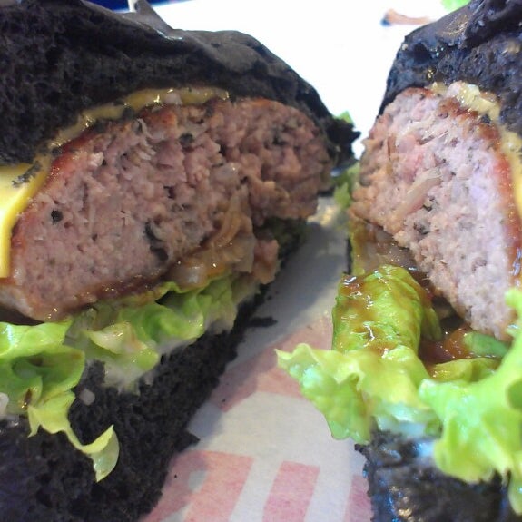 Photo taken at Stacks Burger by Win Zee T. on 11/23/2013