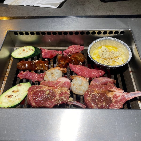 Photo prise au Kintan Japanese BBQ par Julian S. le10/27/2020