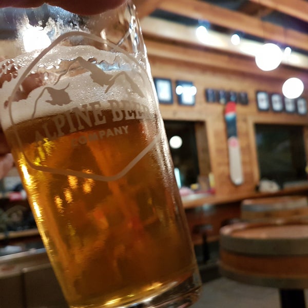 Foto scattata a Alpine Beer Company da Johan W. il 1/17/2019