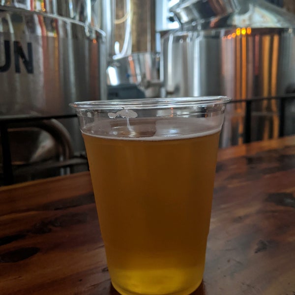 Photo taken at Back Bay Brewing by Randy D. on 9/10/2020