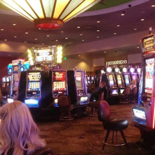 Photo taken at Calder Casino by Status P. on 12/20/2015