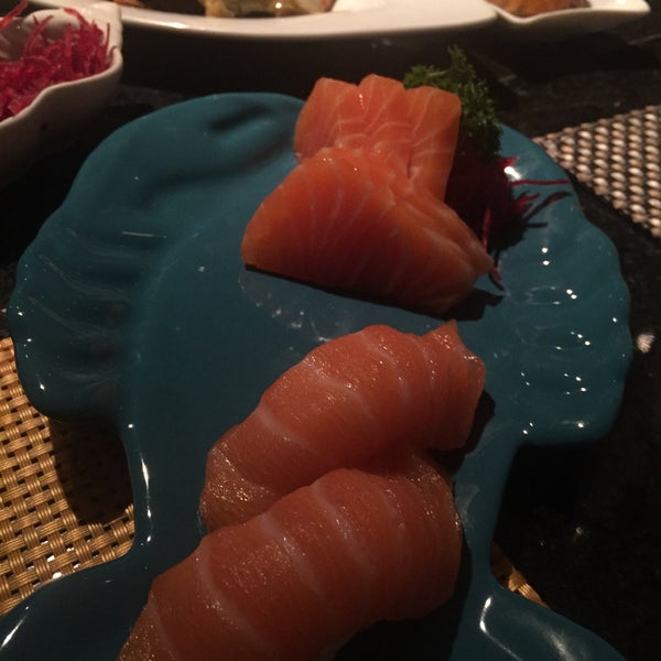 Foto tirada no(a) Jo Joo Creative Sushi por Kleber C. em 1/21/2017