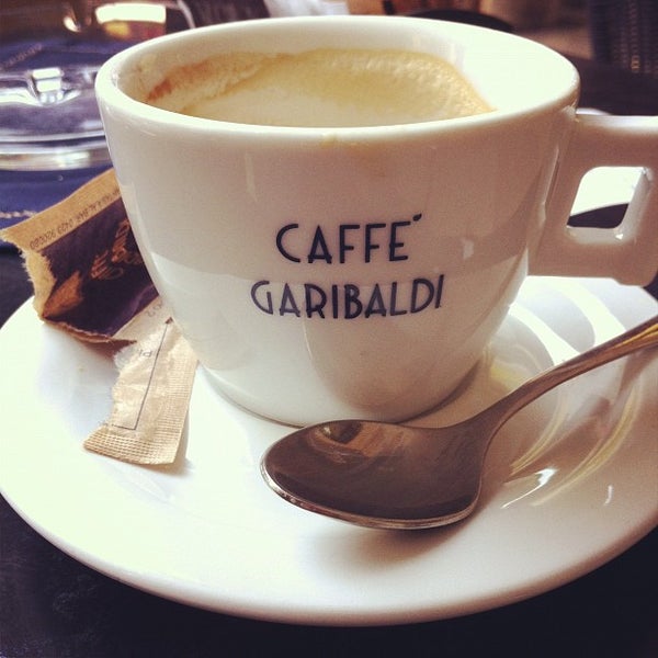 Foto diambil di Ristorante Caffé Garibaldi oleh Michele V. pada 10/5/2012