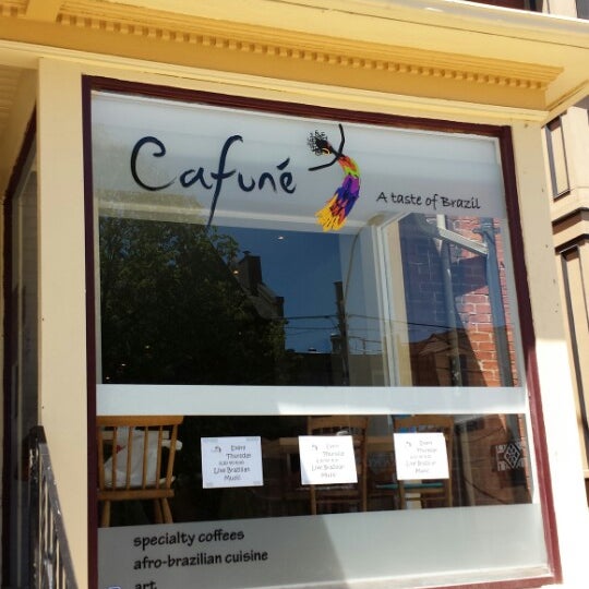 Photo taken at Cafuné by Paulo F. on 5/25/2013