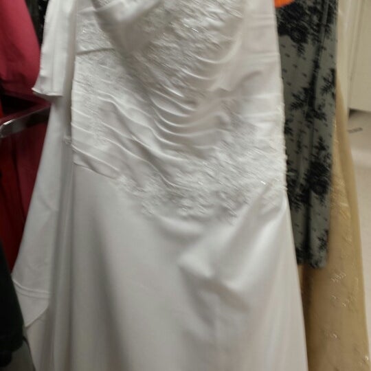 Cedar Rapids East Goodwill Store Vintage and Thrift Store in Cedar Rapids