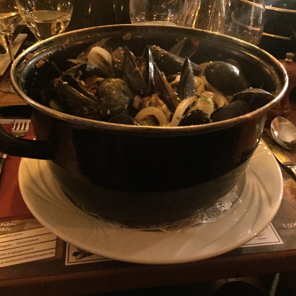 Mussels, mussels and only mussels!