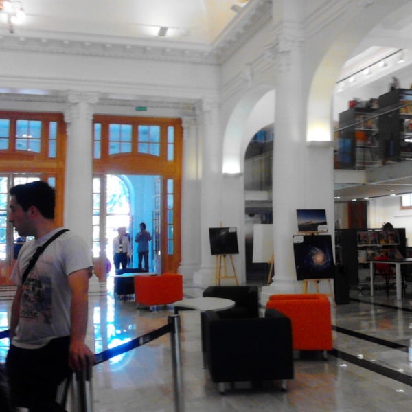 11/20/2013에 Danax O.님이 Biblioteca Regional Antofagasta에서 찍은 사진