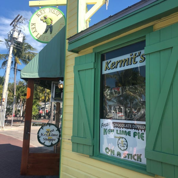 Foto diambil di Kermit&#39;s Key West Key Lime Shoppe oleh Shannon J. pada 2/5/2019