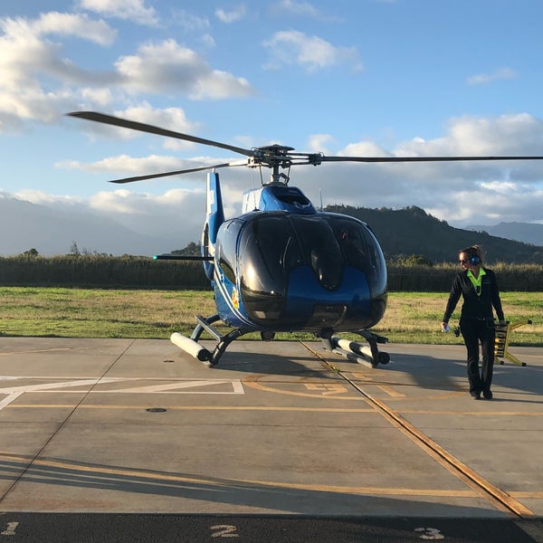 2/12/2018에 Shannon J.님이 Island Helicopters Kauai에서 찍은 사진