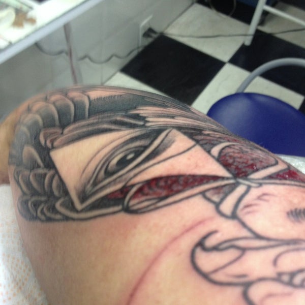 Real Tatuaria Tattoo Parlor In Sao Paulo