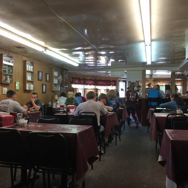 Duncan's Dairy Bar Diner in Troy
