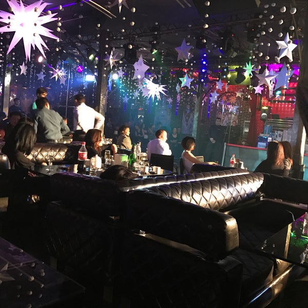 12/28/2016に🎶Est S.がRetro Metro Night Clubで撮った写真