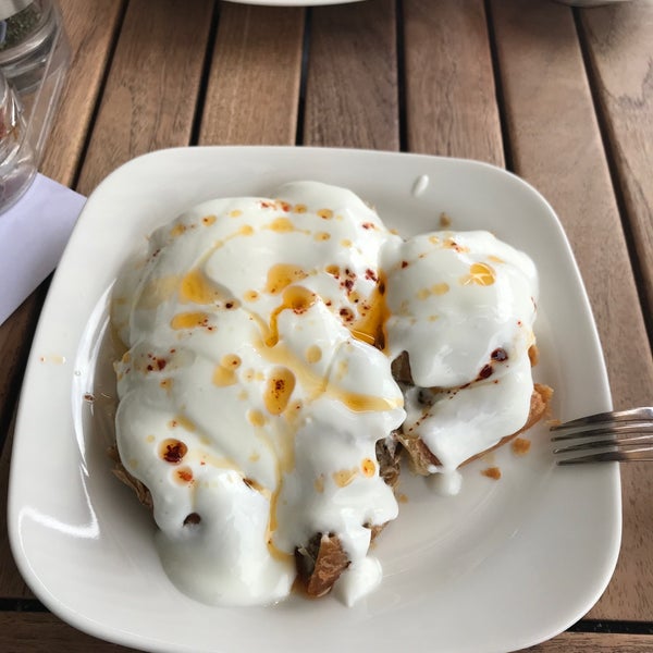 Özen Börek ve Tatlı Evi Anadolu Hisarı Körfez Cd. No4/A