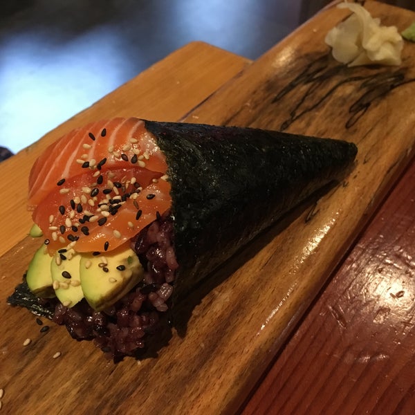 Foto scattata a Yamamori Sushi da Katerina K. il 5/15/2018
