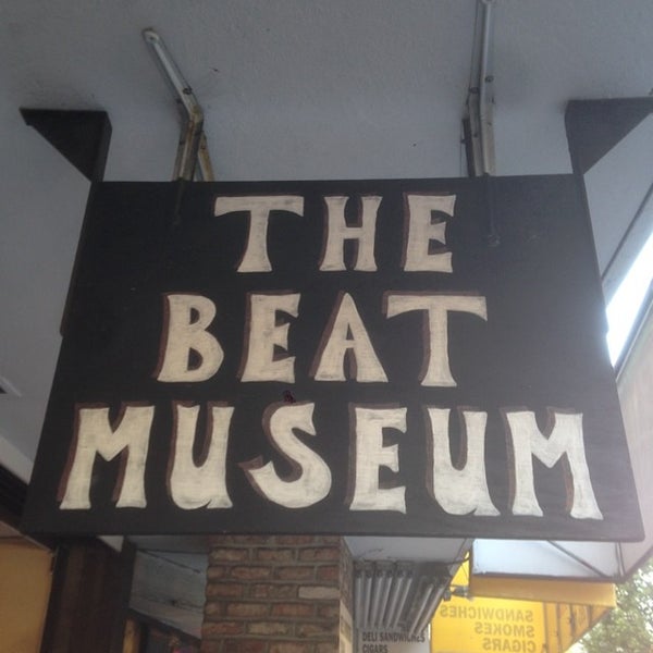 7/26/2014 tarihinde Lucas M.ziyaretçi tarafından The Beat Museum'de çekilen fotoğraf