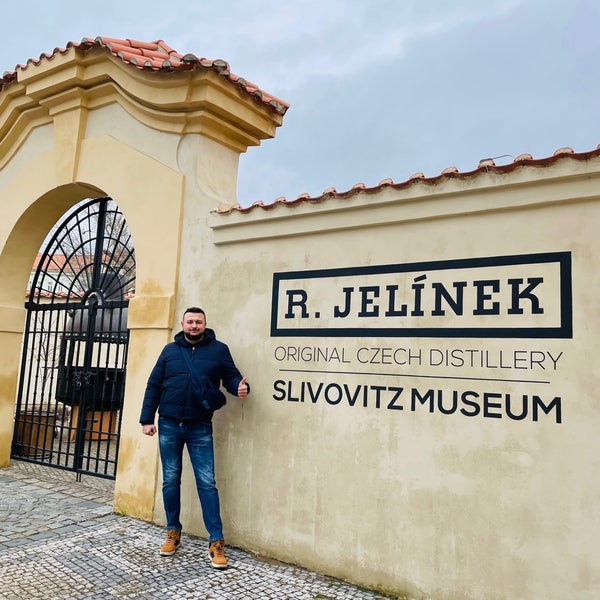 Foto tomada en Slivovitz Museum R. JELÍNEK  por Bogdan G. el 12/24/2021