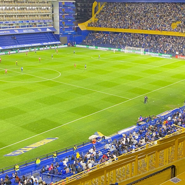 Photo taken at Estadio Alberto J. Armando &quot;La Bombonera&quot; (Club Atlético Boca Juniors) by Lucas on 10/26/2022