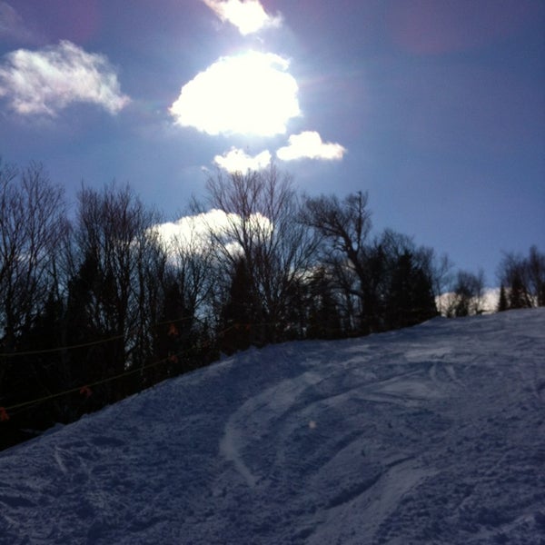 Photo taken at Mont-Sainte-Anne by Isabelle V. on 2/16/2013