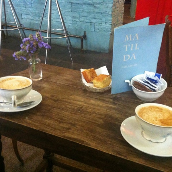 Das Foto wurde bei Matilda Café Cantina von Rubén S. am 4/2/2014 aufgenommen