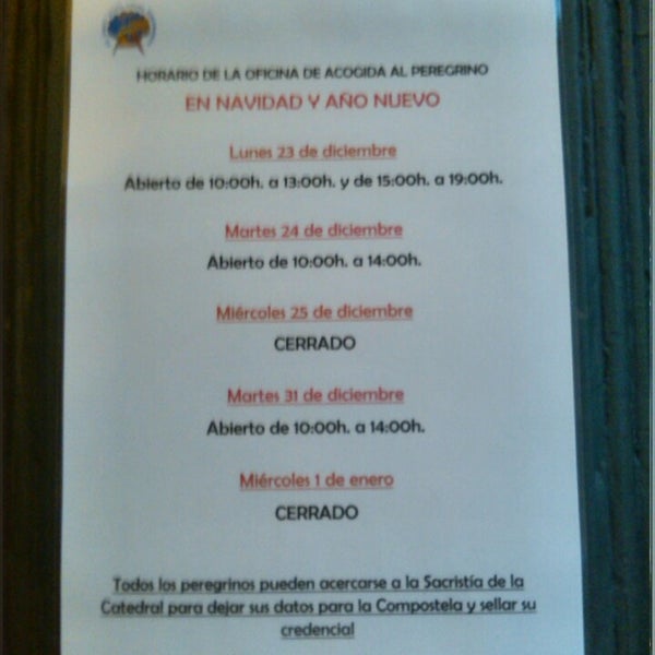 12/23/2013 tarihinde Consigna Oficial d.ziyaretçi tarafından Oficina de Peregrino'de çekilen fotoğraf