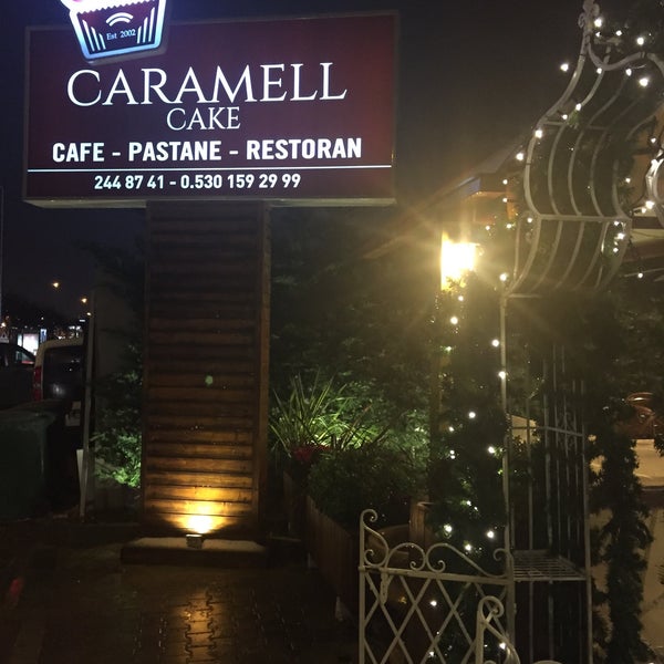 Foto diambil di Caramell Cake oleh Cumali ö. pada 1/6/2015