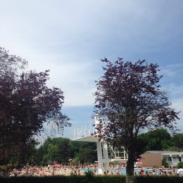 Photos At Piscine De La Grenouillere Parc De Sceaux Châtenay