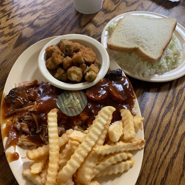 Ken's Hickory Pit Barbecue East Pinson Valley 7 tips