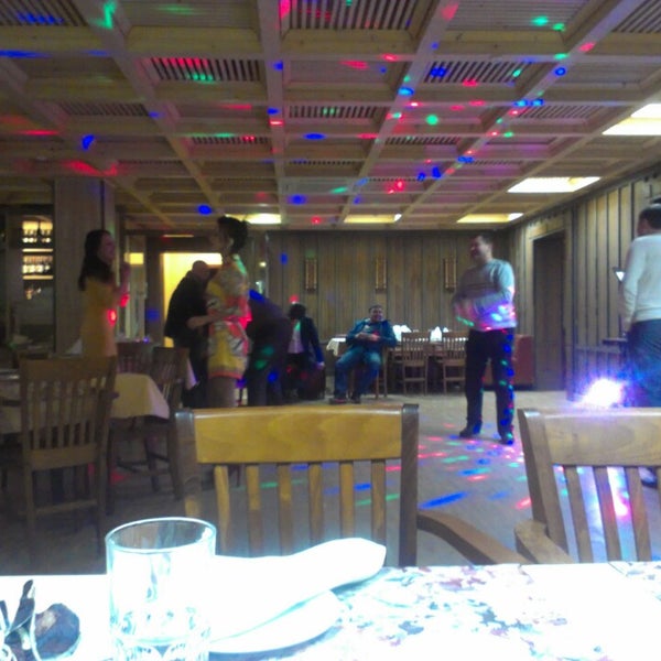 Кафе лоза белореченск. Кафе лоза екатеринбург. Кафе лоза екатеринбург гурзуфская. Ресторан лоза череповецкая улица 4а. Кафе лоза достоевская.