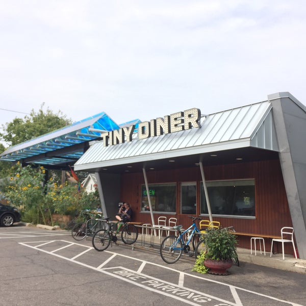 Photo taken at Tiny Diner by Sara W. on 9/14/2017