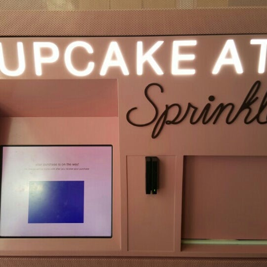 Albums 91+ Pictures Sprinkles Cupcakes Vending Machine Chicago Photos