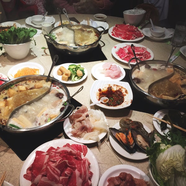 Photo taken at Happy Lamb Hot Pot, Houston Westheimer 快乐小羊 by Lucy on 12/22/2014