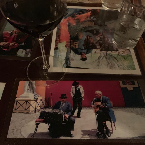 รูปภาพถ่ายที่ Buenos Aires Cafe, Este โดย Gina P. เมื่อ 6/1/2019