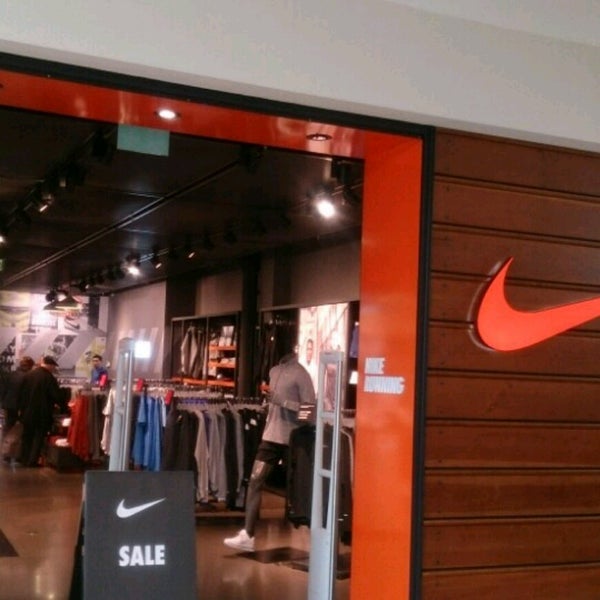 Nike (Now Closed) - Kagran - Wien, Wien