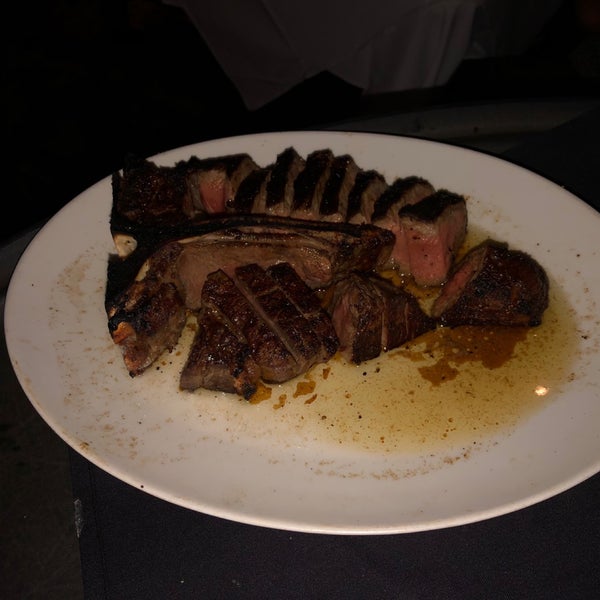 Снимок сделан в Old Homestead Steakhouse пользователем Antonio Carlos Martins 9/21/2019