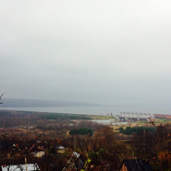 Плотина Сурского водохранилища