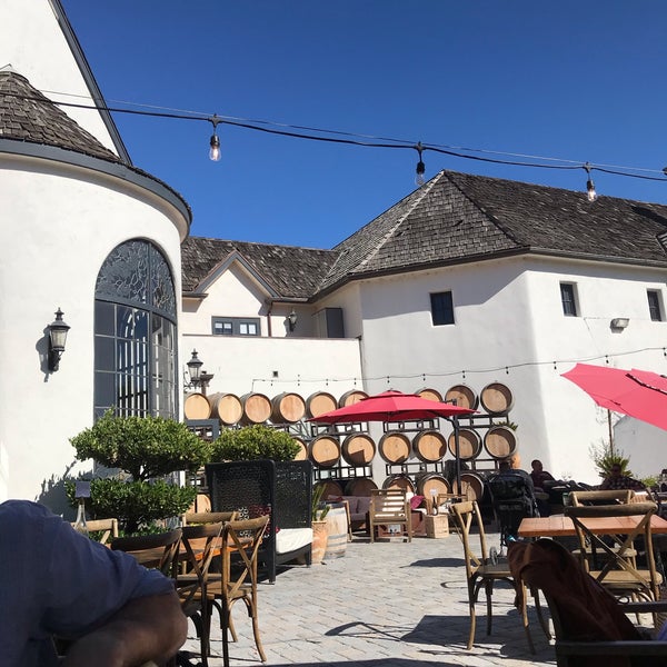 11/3/2019 tarihinde Sunita M.ziyaretçi tarafından Folktale Winery &amp; Vineyards'de çekilen fotoğraf
