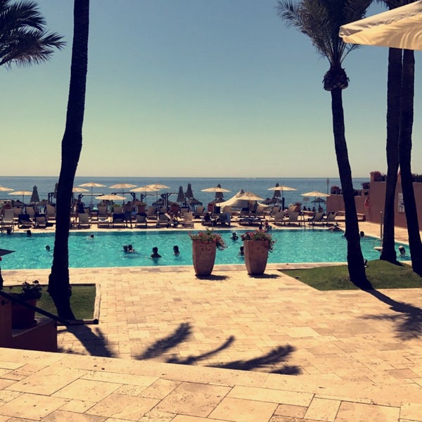 Foto diambil di Marriott&#39;s Marbella Beach Resort oleh F .. pada 8/18/2019