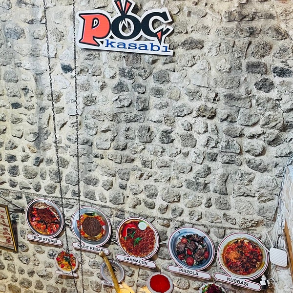 Photo taken at Pöç Kasap ve Restaurant by İbrhm h. on 5/10/2022