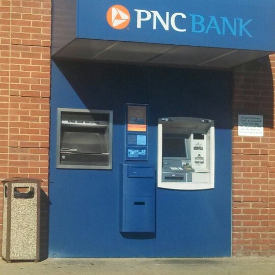 Pnc Bank 15100 Puritas Ave
